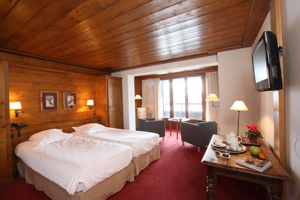 La Savoyarde Hotel Val-dʼIsère Esterno foto